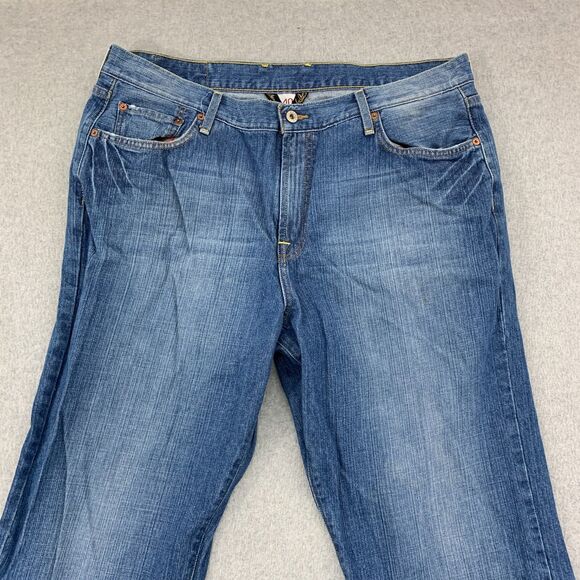 Lucky Brand Jeans Mens Size 38x30 (actual) Short Straight Leg Cotton Distressed - Picture 2 of 16